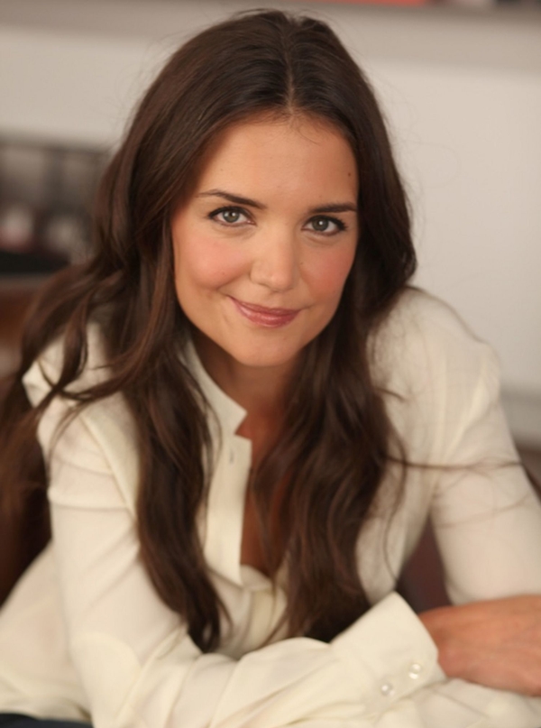 Katie Holmes Favorite Color Food Cupcakes Music Books Perfume Biography