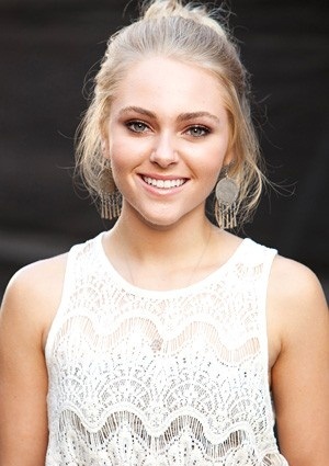 AnnaSophia Robb Favorite Music Color Movies Hobbies Biography