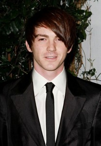 Drake Bell Favorite Things Color Music Bands Movies Biography