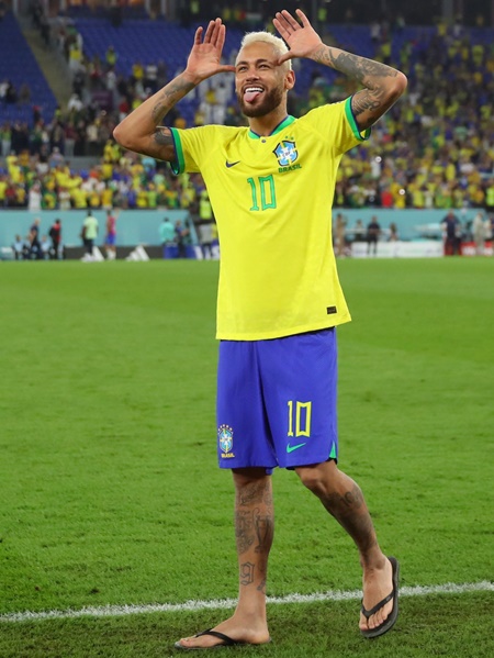 Neymar Jr Body Measurements Stats