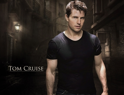 Tom Cruise Height Weight Biceps Shoe Size