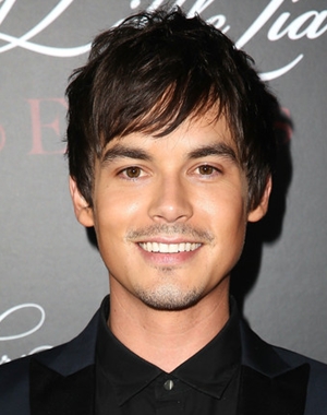 Tyler Blackburn Favorite Things Food Hobbies Color Music Biography