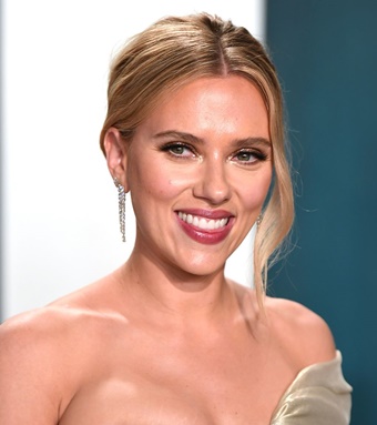 Scarlett Johansson Profile