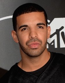 Rapper Drake Graham Body Measurements Weight Height Shoe Size Stats