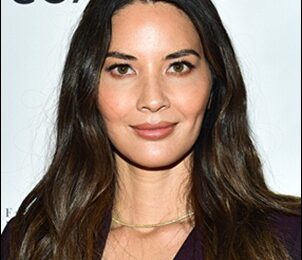 Olivia Munn Body Measurements Bra Size Height Weight Shoe Age Stats