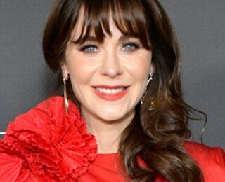 Zooey Deschanel Body Measurements Shoe Size Height Weight Stats Bio