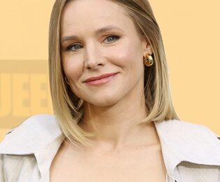 Kristen Bell Body Measurements Bra Size Height Weight Vital Stats