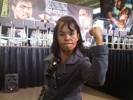 Manny Pacquiao Mother