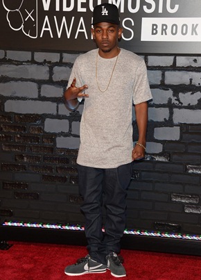 Kendrick Lamar Height - How Tall in Feet and Centimeters