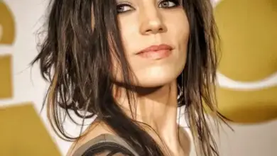 Skylar Grey signature style