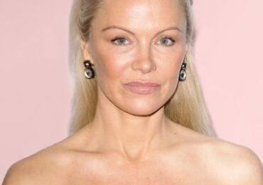 Pamela Anderson Body Measurements Bra Size Height Weight Shoe Vital Statistics