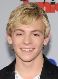 Ross Lynch Body Measurements Height Weight Shoe Size Vital Stats Facts