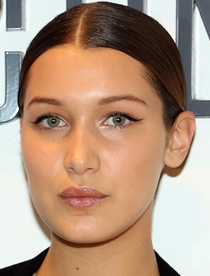 Bella Hadid Body Measurements Bra Size Height Weight Age Facts