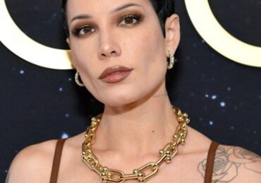 Halsey Body Measurements Height Weight Bra Size Shoe Statistics