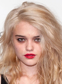 Body Measurements of Sky Ferreira with Bra Size Height Weight Age Vital Statistics