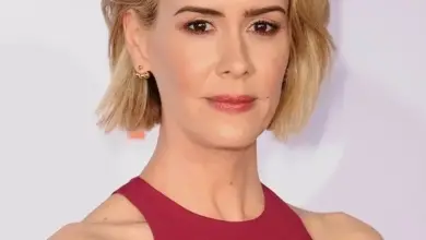 Sarah Paulson close-up portrait