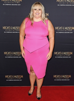 Rebel wilson body measurements weight height bra size shoe vital stats