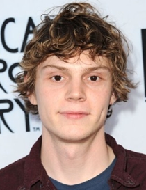 Evan Peters Body Measurements Weight Height Shoe Size Age Vital Stats