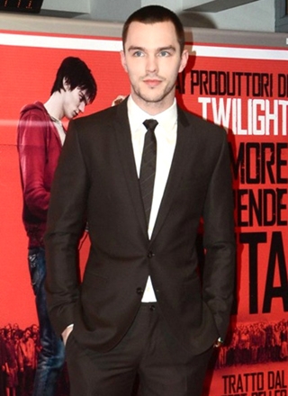 Nicholas Hoult Body Measurements Height Weight