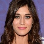 Lizzy Caplan Body Measurements Height Weight Bra Size Vital Stats Facts