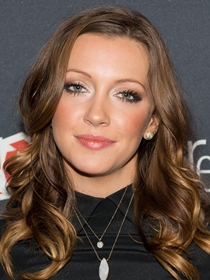  Katie Cassidy 