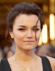 Samantha Barks Height Weight Bra Size Body Measurements Vital Statistics