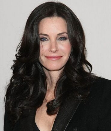 Courteney Cox Body Measurements Height Weight Shoe Size Statistics