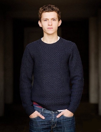 Tom Holland Height Weight Body Measurements Shoe Size Age Stats