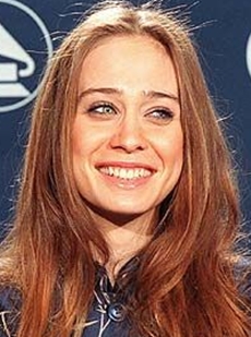 Fiona apple feet