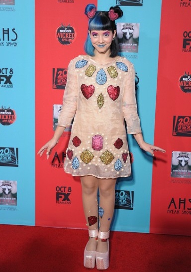 Melanie Martinez Height Weight Shoe Size