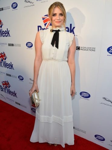 Mischa Barton Body Measurements Height Weight Bra Shoe Size Age Facts