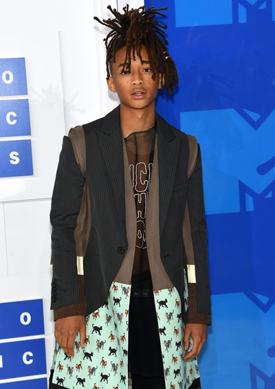 Jaden Smith Height Weight Body Measurements Shoe Size Age Facts Stats ...