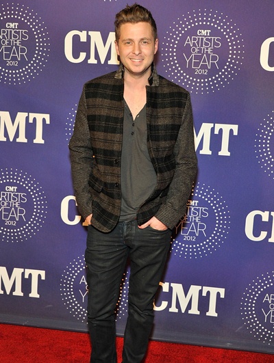 Ryan Tedder Height Weight Body Shape