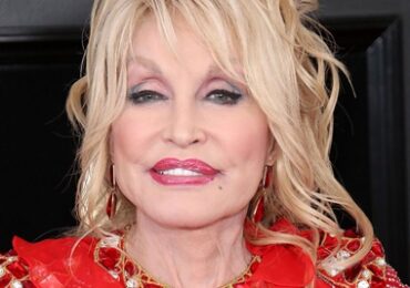 Dolly Parton Body Measurements Height Weight Bra Size Statistics