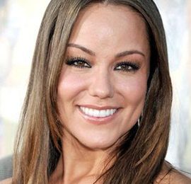 Katy Mixon Measurements Height Weight Bra Size Body Figure Age Facts