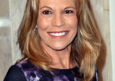 Vanna White Measurements Height Weight Bra Size Body Statistics