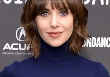Alison Brie Body Measurements Height Weight Bra Size Shoe Statistics