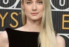 Elizabeth Debicki Face