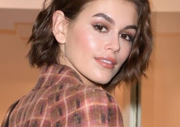 Kaia Gerber Height Weight Body Measurements Net Worth Statistics