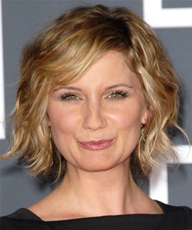 Singer Jennifer Nettles