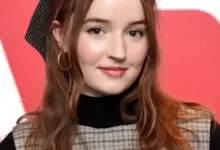 Kaitlyn Dever Face