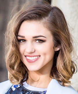 Actress Sadie Robertson