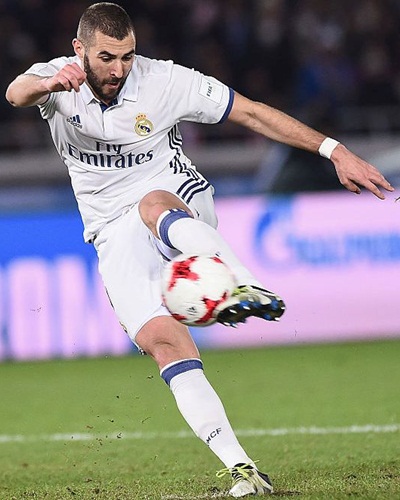 Karim Benzema Body Measurements Height Weight Shoe Size Stats Facts