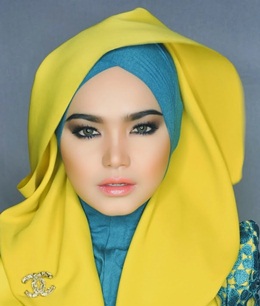 Singer Siti Nurhaliza