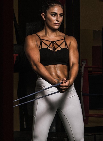 Sonya Deville Height Weight Body Shape