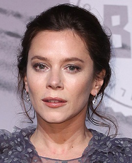 Actress Anna Friel