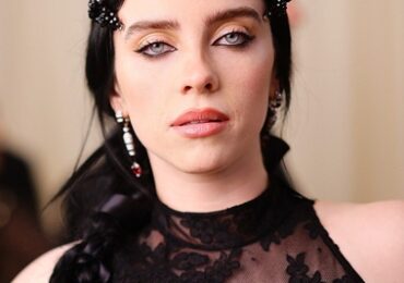 Billie Eilish Body Measurements Height Weight Bra Size Vital Statistics