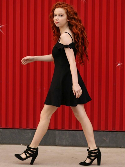 Francesca Capaldi Body Measurements Stats