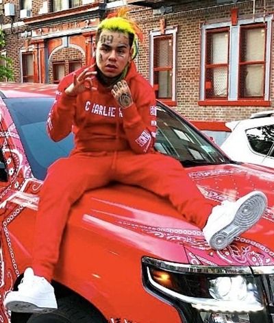 Tekashi 6ix9ine Body Measurements Bio