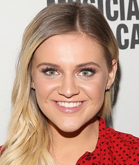 Singer Kelsea Ballerini